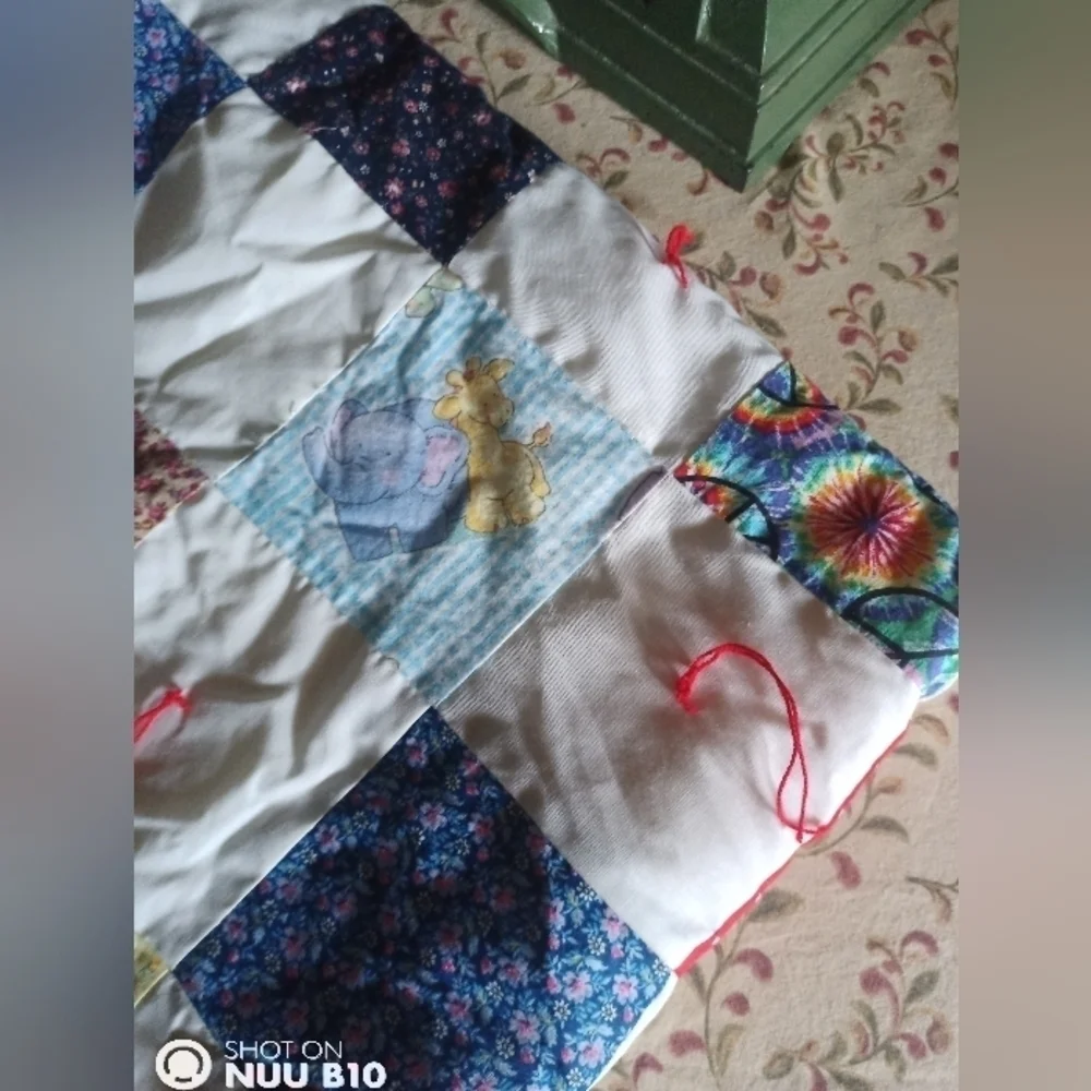 Handmade Patchwork Baby Size Quilt 30